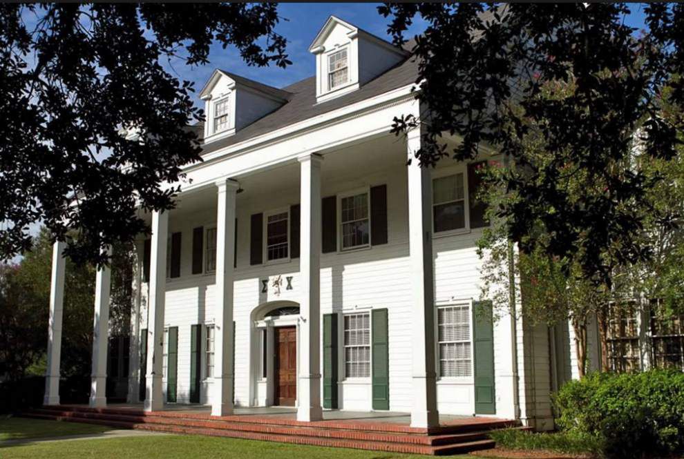 LSU’s Sigma Chi fraternity suspended; investigation pending _lowres
